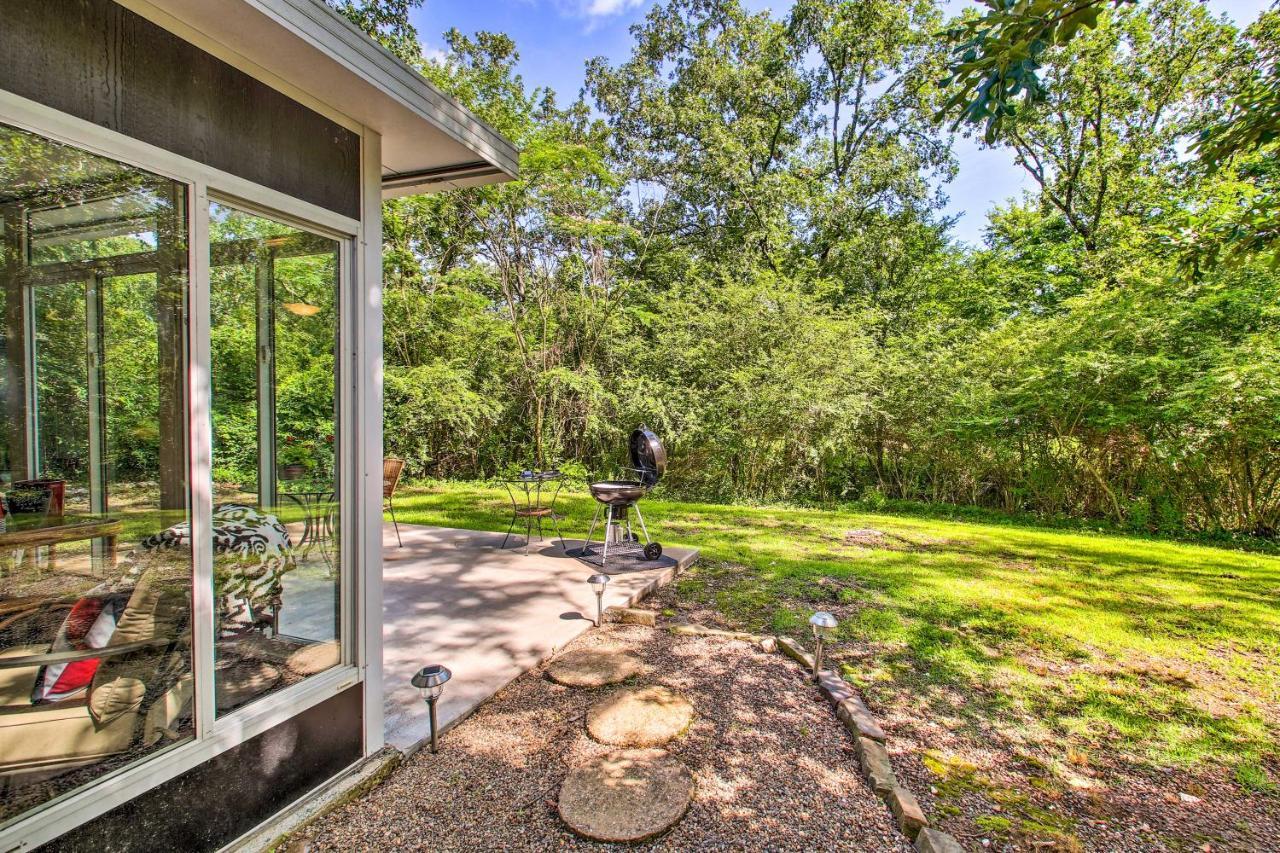 Charming Hot Springs Home With Sunroom And Yard Екстериор снимка
