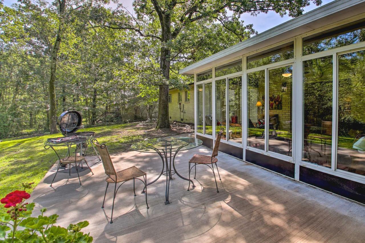 Charming Hot Springs Home With Sunroom And Yard Екстериор снимка